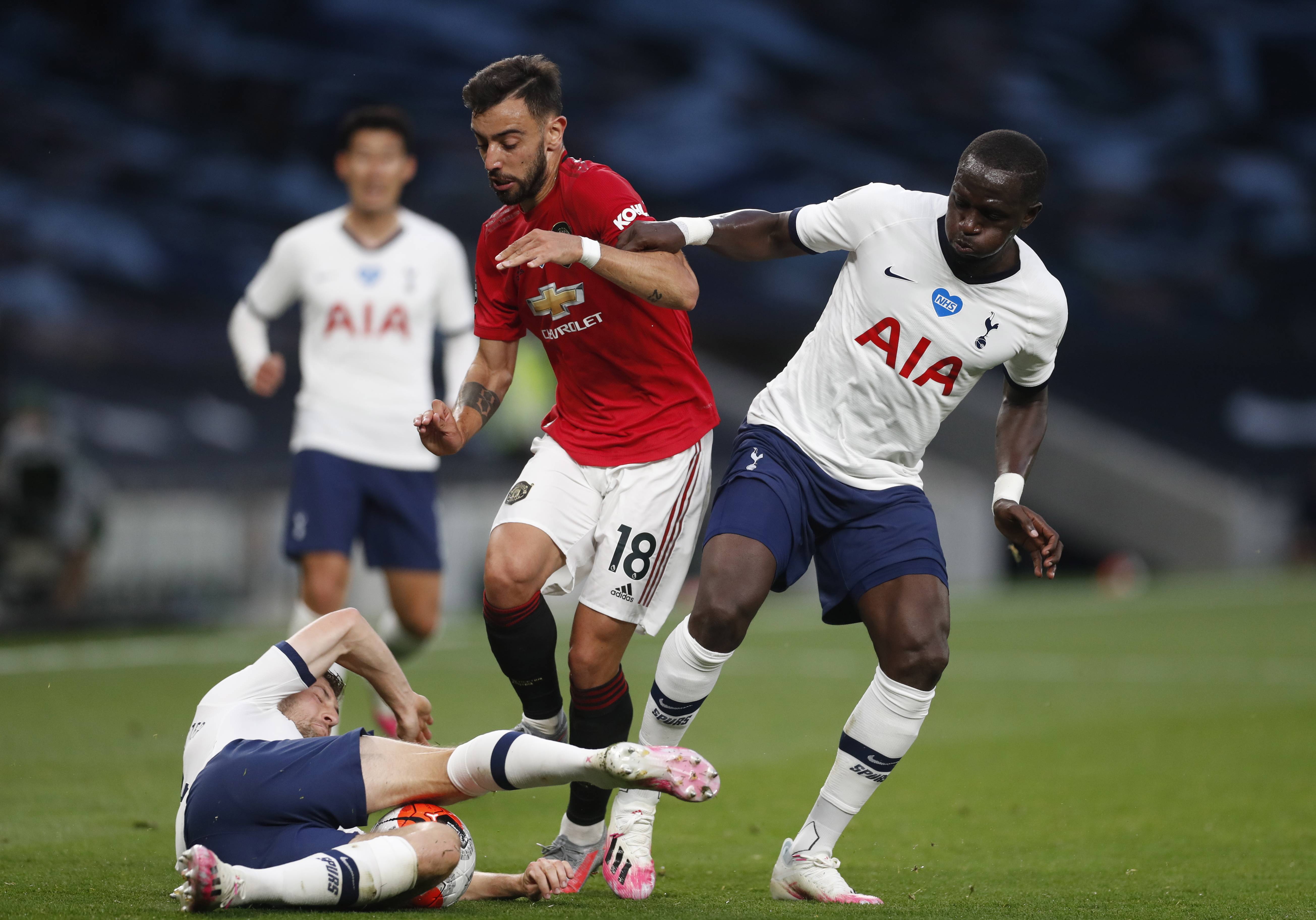 球员接触到 球员接触到